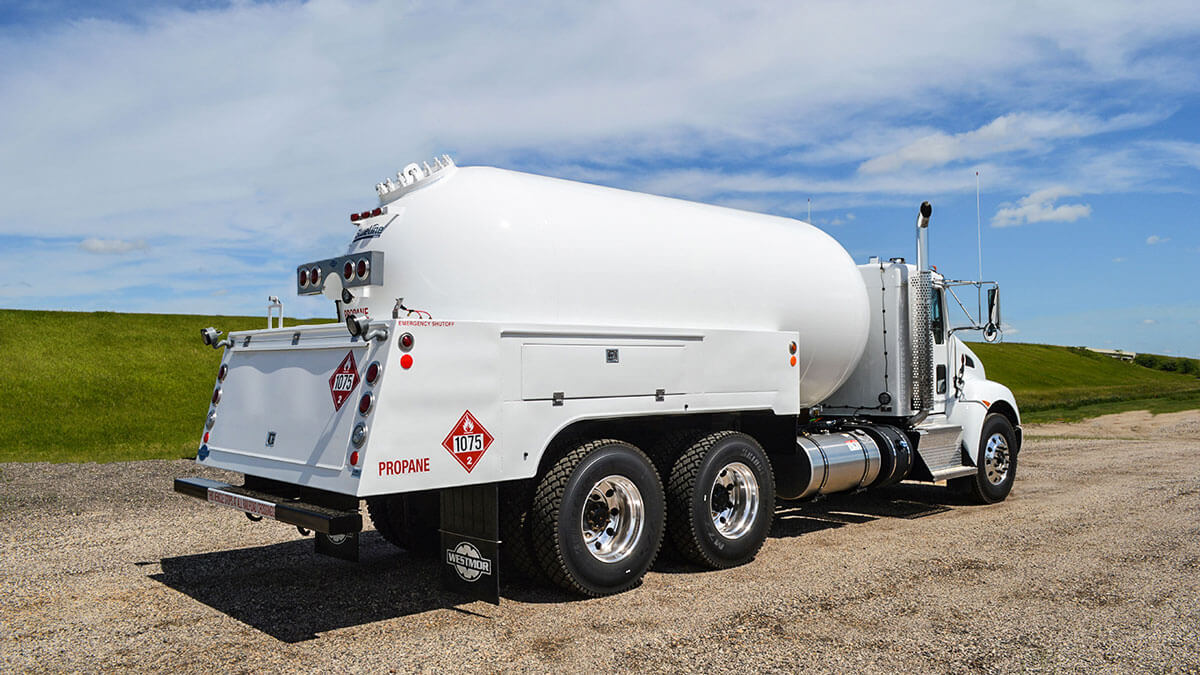 Propane Telehandler Blueline® Bobtail – CHS Propane Equipment